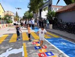 Yalova da ilk kez ocuk dostu soka alyor